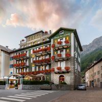 italien, bormio, Santa Caterina - Valdidentro, livigno, snowboard reisen, skiurlaub, berlin bus, busreisen, gruppenreisen, skireisen, sporthotel, kinder ski, sportclub, skihütte, preiswert, san lorenzo, familienreisen