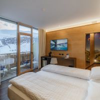 italien, livigno, snowboard reisen, skiurlaub, berlin bus, busreisen, gruppenreisen, skireisen, sporthotel, kinder ski, sportclub, skihütte, preiswert, alpen village, familienreisen