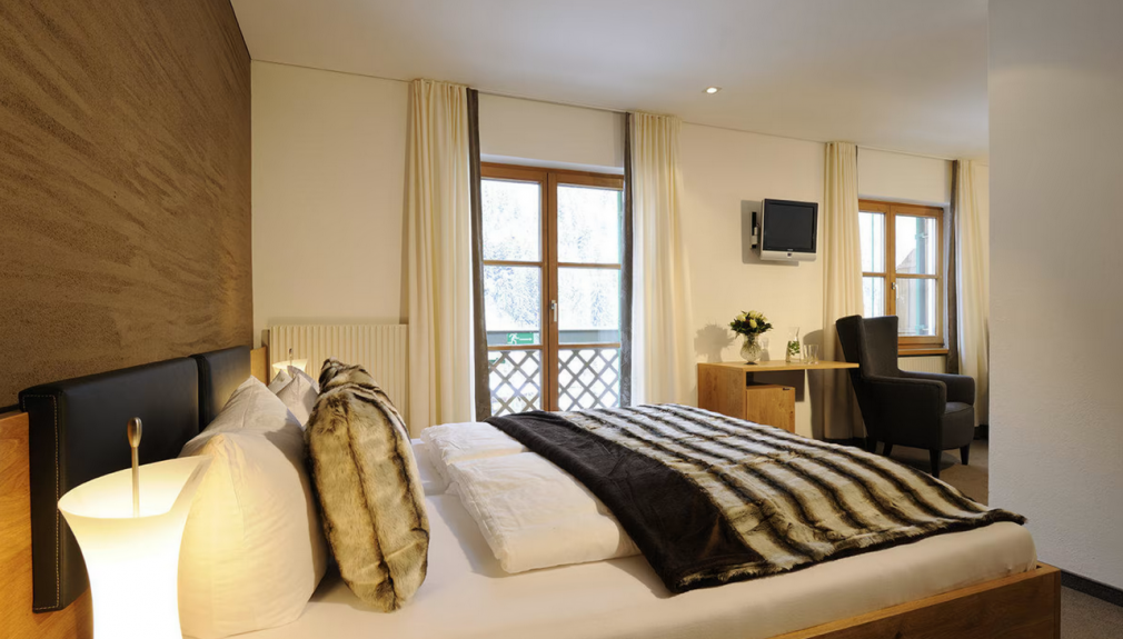 Sportclub Silvretta Montafon - Doppelzimmer Comfort skireisen, österreich, busreisen, günstig, montafon, gaschurn, snowboardreisen, familie, berlin,