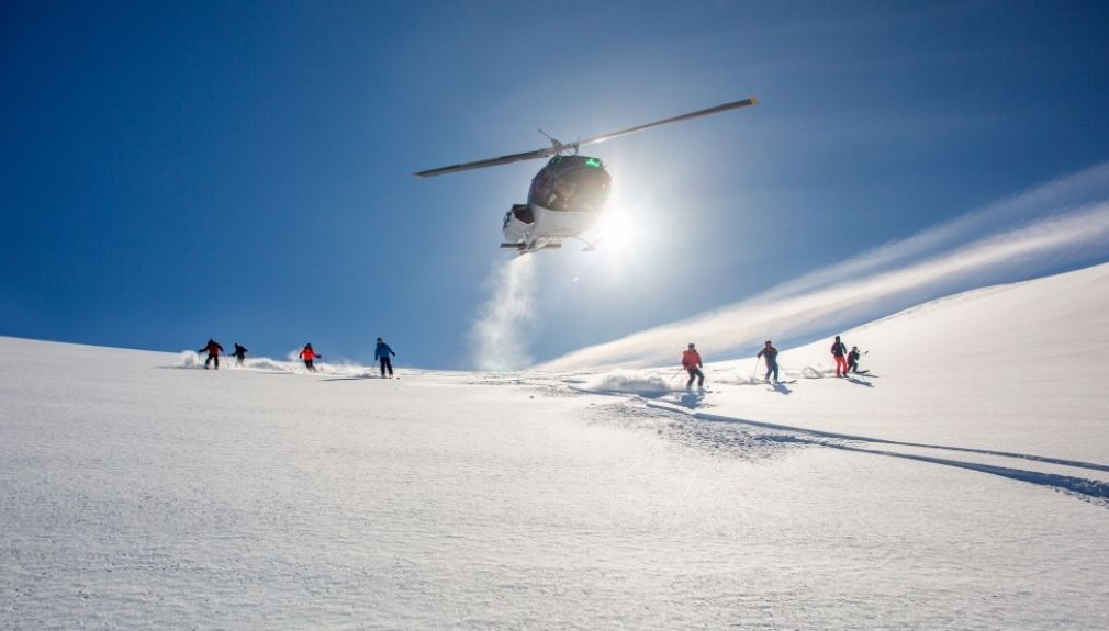 Kanada, canada, heliski, snowboard reisen, skiurlaub, safari, gruppenreisen, skireisen, preiswert, günstig, british columbia, alberta, banff, kicking horse, revelstoke, jasper, rocky mountain, lake louise, baker creek mountain, marmot basin, panorama 