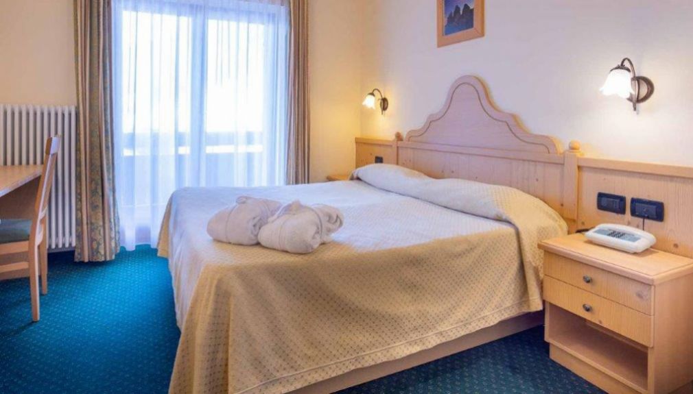 Val di Fassa - Hotel Crepei Doppelzimmer Familienskireisen Val di Fassa - Hotel Crepei Doppelzimmer