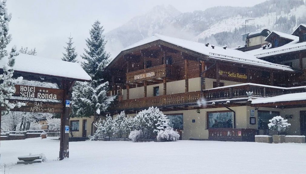 Dolomiti Superski Campitello Hotel Sellaronda
