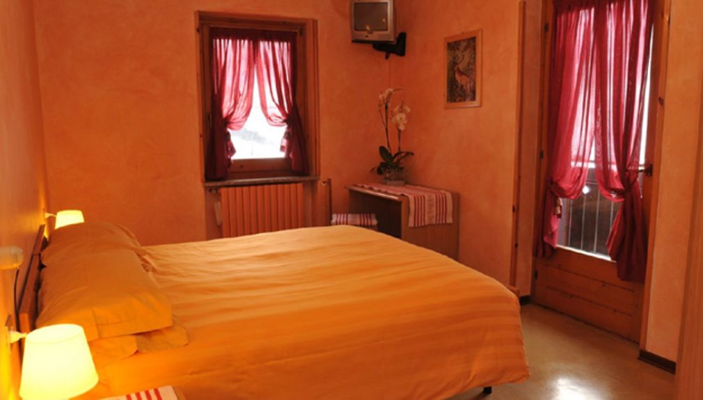 italien, bormio, Santa Caterina - Valdidentro, livigno, snowboard reisen, skiurlaub, berlin bus, busreisen, gruppenreisen, skireisen, sporthotel, kinder ski, sportclub, skihütte, preiswert, familienreisen eira