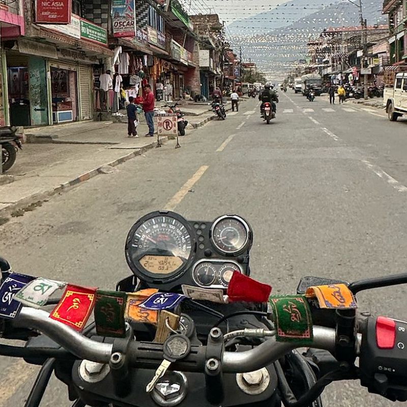 himalaya, nepal, motorrad, motorradreisen, touren, gruppenreise, rundfahrten, enfield, preiswert, günstig, Kathmandu, Gorkha, Pokhara, Annapurna, Beni, Mugling, Bandipur, Tatopani, Muktinath, Baglung, Lumbini, Bardibas, Tansen, Terai, Chitwan, Bhaktapur, 