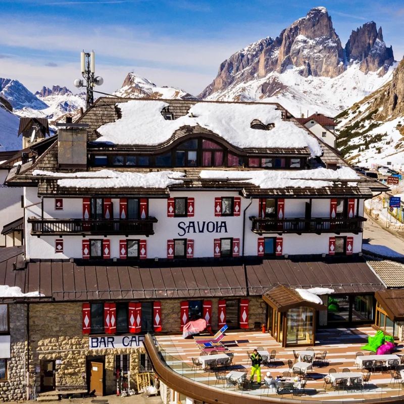 Hotel Savoia - Dolomiti Superski Sella Ronda Hotel Savoia Ski in Ski out an der Sella Ronda Dolimiti Superski